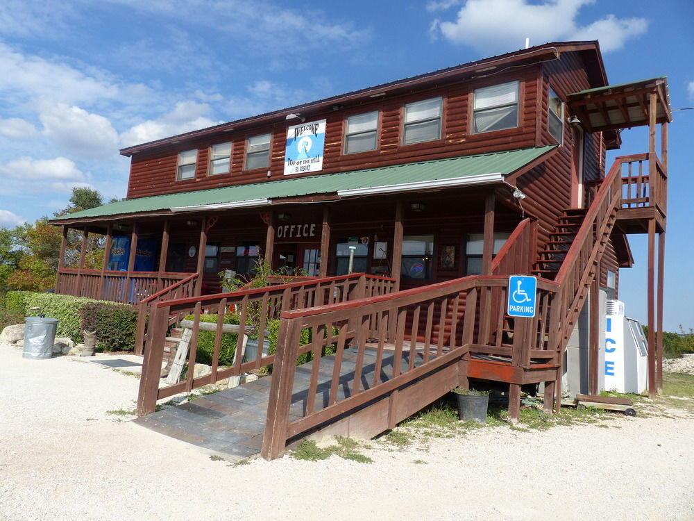 Top Of The Hill Rv Resort & Cabins Waring Buitenkant foto