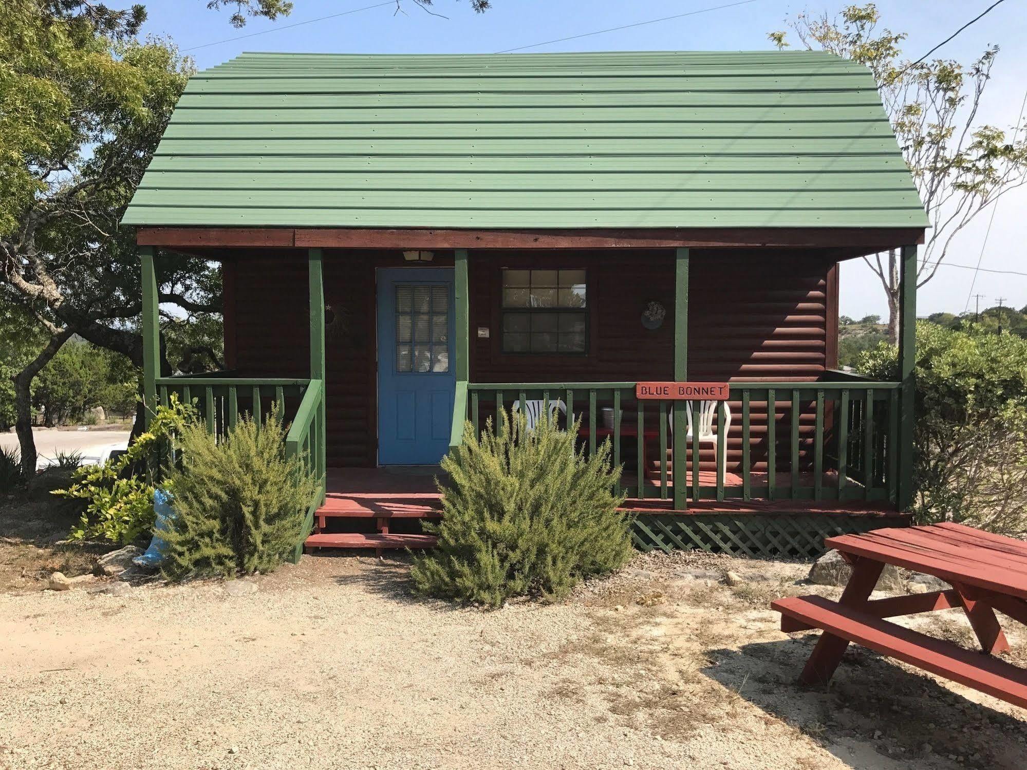 Top Of The Hill Rv Resort & Cabins Waring Buitenkant foto